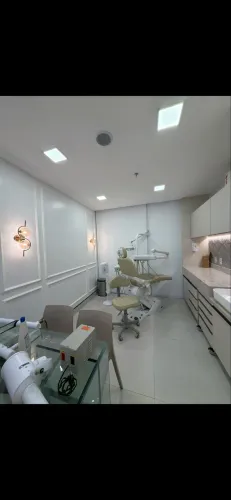 Alugo sala consultório odontológico premium Calhau - holandeses