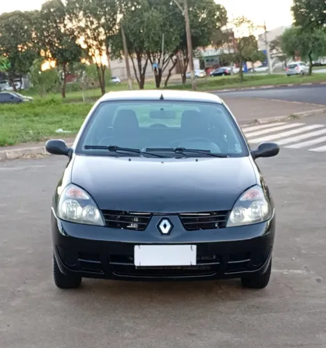 Renault Clio Hi-flex 1.0 16V 5P 2011
