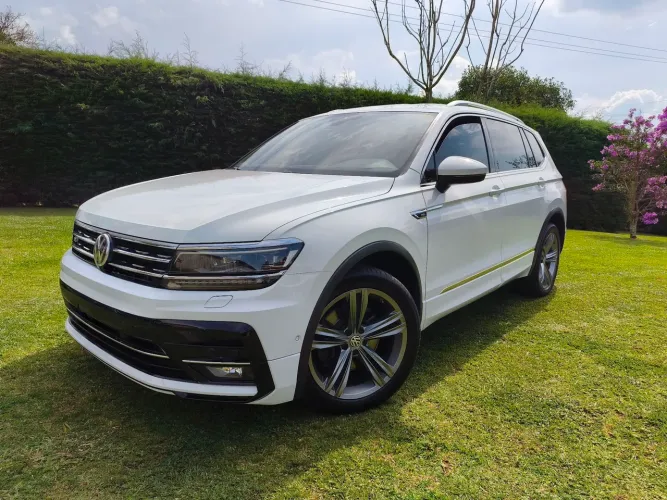 Volkswagen Tiguan Allspac R-line 350 TSI 2.0 4X4 2018