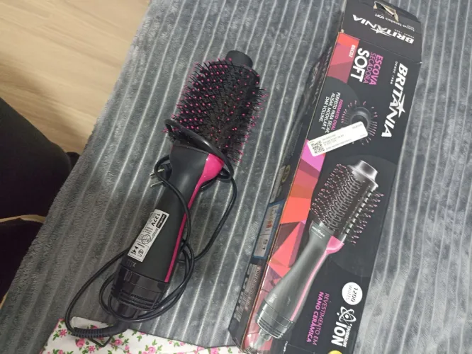 Vendo Escova Secadora Modeladora Britânia 