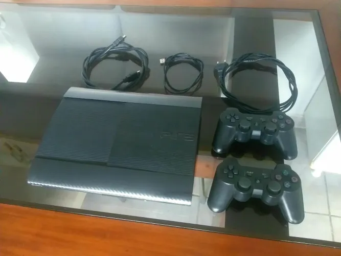PLAYSTATION 3 Super Slim - Ler Descrição!