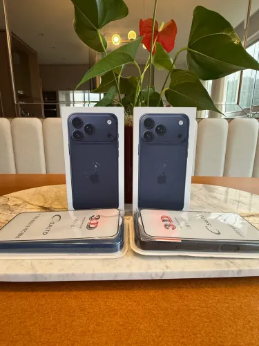 iPhone 17 pro Max 512gb Deep Blue (novo e lacrado na caixa) em até 18x.