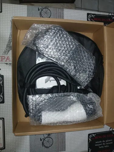 CARREGADOR PORTÁTIL PARA VEÍCULO ELÉTRICO 