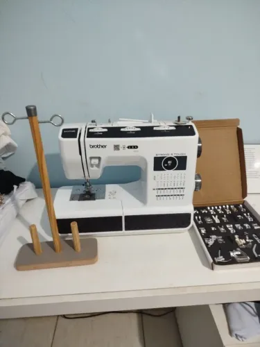 Máquina de costura 