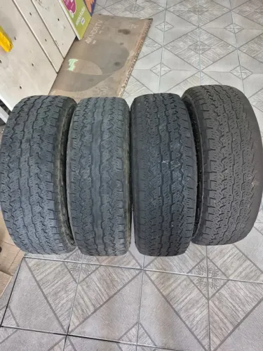 4 pneus BRIDGESTONE DUELER 255/70 R17