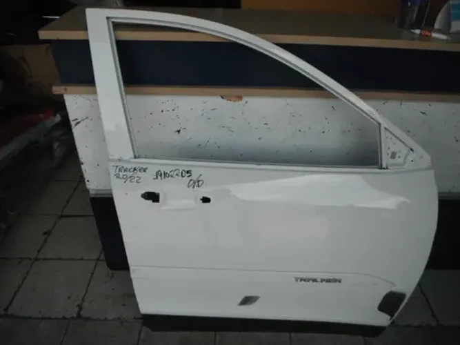 Porta Chevrolet Tracker 2020 2021 2022 19102205 Branco