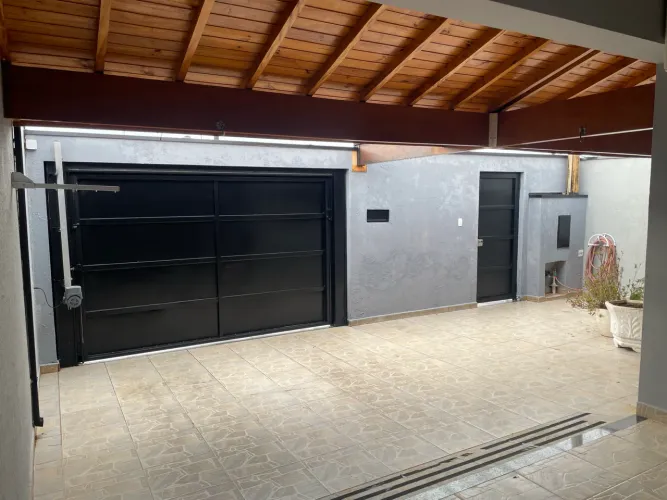 Excelente e aconchegante casa para venda. Estudo troca