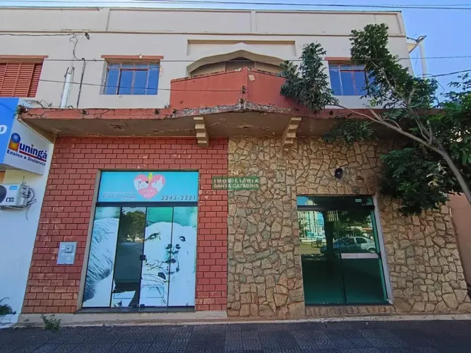 ALUGA | Sala Comercial em frente à Praça Santa Cruz | São Jorge do Ivaí