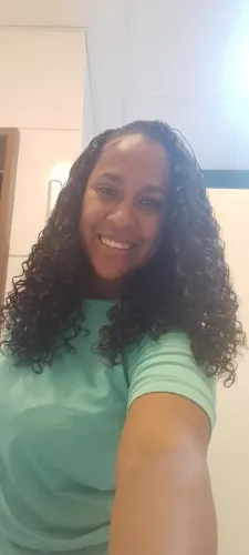 Cabelo cacheados aproximadamente 300 gramas ou mais