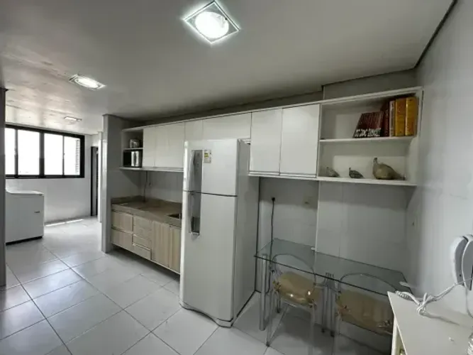 COND. CENTRAL PARK. METROPOLITAN. APTO COM 130M2, 3 QUARTOS SENDO 1 SUITE, SALA PARA 2 AMB