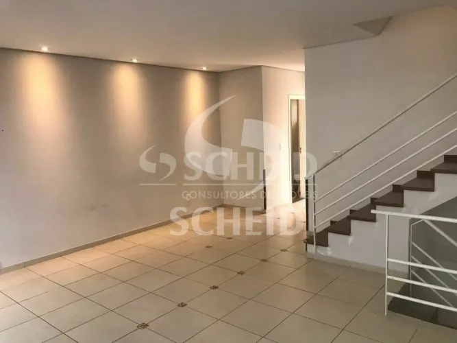 Locação Casa em Condomínio Fechado com 03 quartos, Lazer e Segurança Rua Moliére I Jard. M