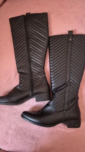 Bota Andabela semi nova
