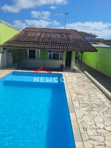 Casa em a Av. Cidade de Santos - Balneário Santa Eugênia - Mongaguá/SP