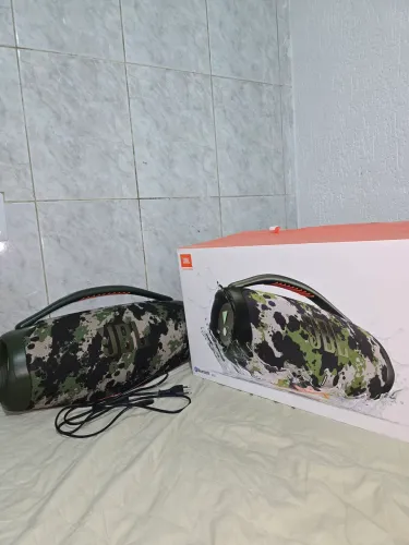 JBL Bombox 3