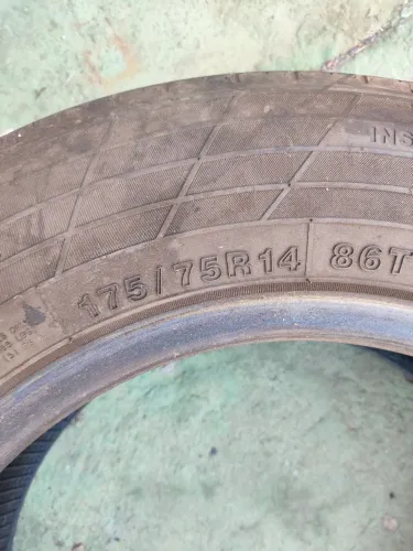 Vendo pneus 175/75/14