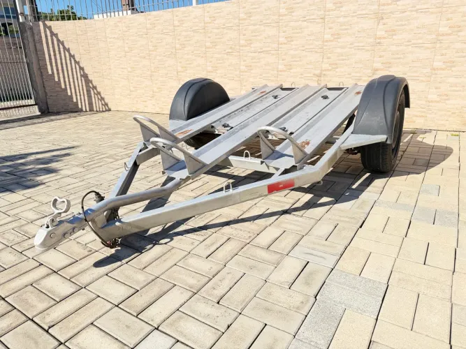 Carretinha para Transporte de Quadriciclo/Moto- 2 Rampas | Roda 15