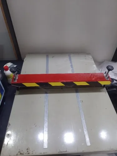Maquina corte a vinco manual com 30 facas 