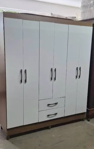 Guarda roupa seminovo