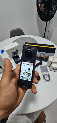 Insta 360 x4 com acessórios