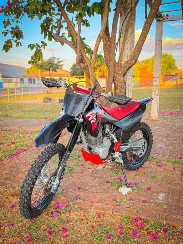CRF 230 / 2014 / DIFERENCIADA/ MOTOSHOW 