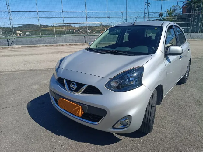 Nissan March SL 1.6 16V Flex Fuel 5P 2015