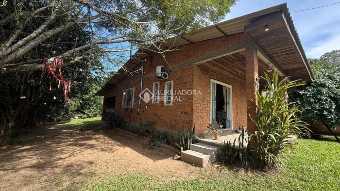 Casa com 1 quarto no bairro Lami.