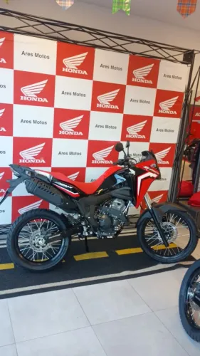 Moto Sahara 