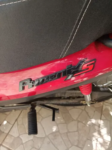 Moto semi nova