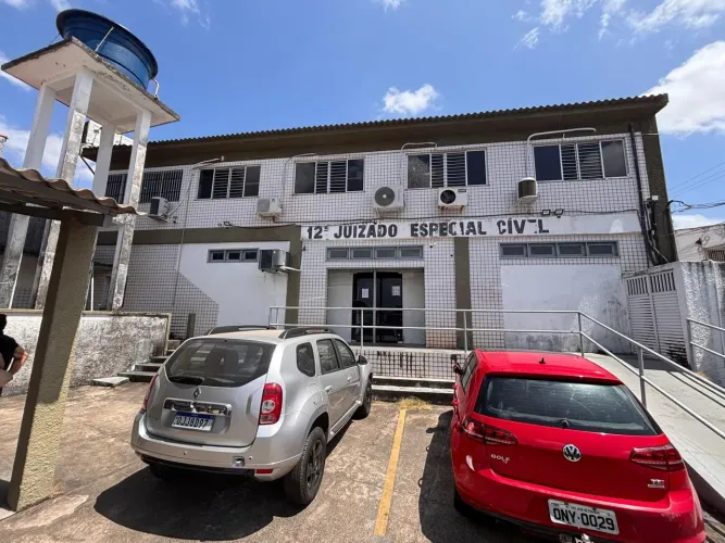 LOCAÇÃO: Ponto comercial João de Deus.