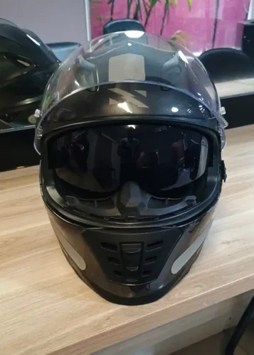 Capacete Norisk Iron Chrome em estado de novo