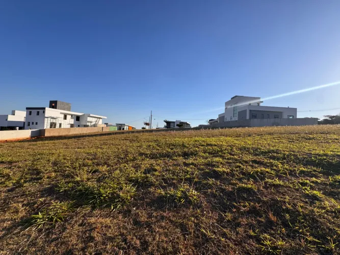 Lote / Terreno - Condomínio Alphaville