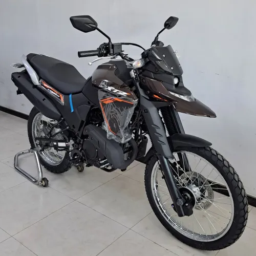 XTZ 250 LANDER 2026 OKM PRONTA ENTREGA