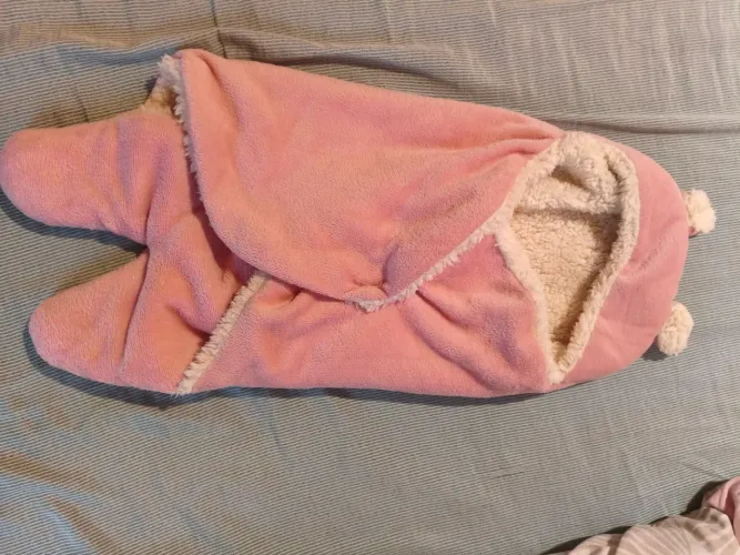 lotinho de roupas de bebê menina