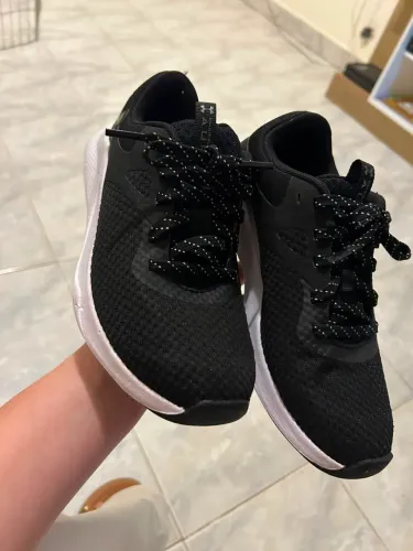 Tênis Under Armour Assert 10 número 35/36