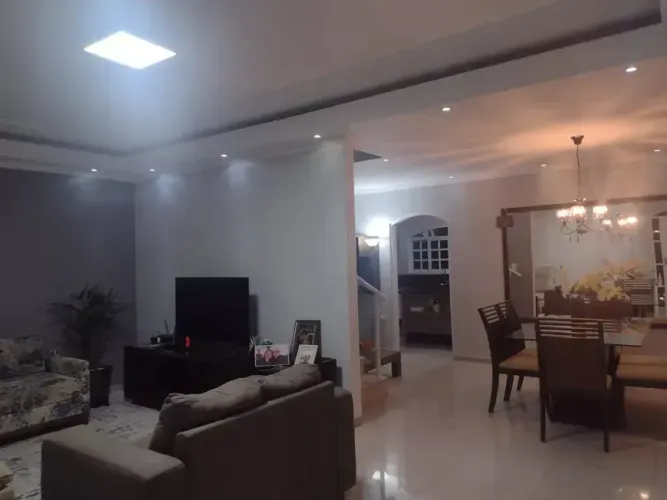 Imóvel para venda tem 100 metros quadrados com 3 quartos em Jardim Tupanci - Barueri - SP