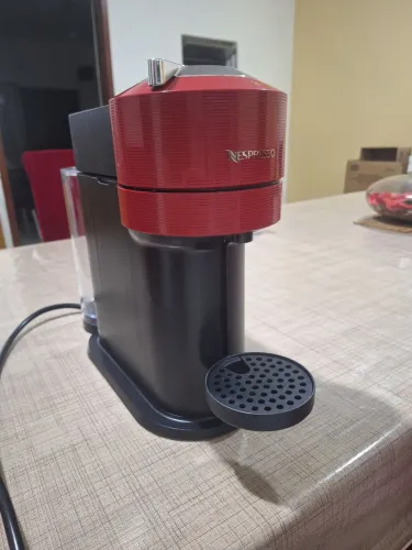Cafeteira Nespresso Vertuo Next - Vermelha