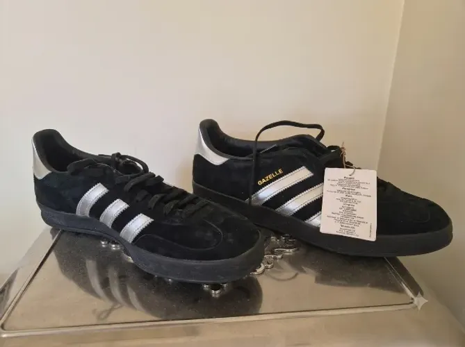 Adidas Gazelle Indoor Preto Matte Silver Tamanho 41 - NOVO COM ETIQUETA