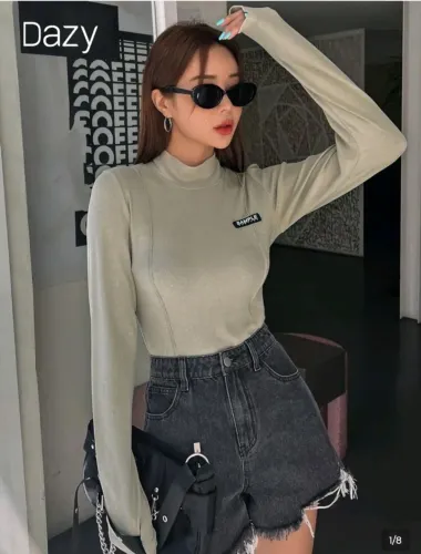 Blusas . As 3 50,0 novas tamanho médio 