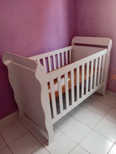 Berço americano que vira cama (obs. Não acompanha colchão)