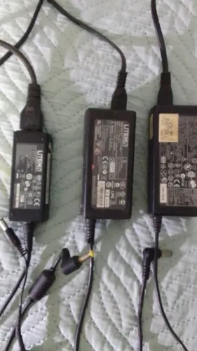 Fontes/ Carregadores para Notebooks, Bivolt, Saida de 19v