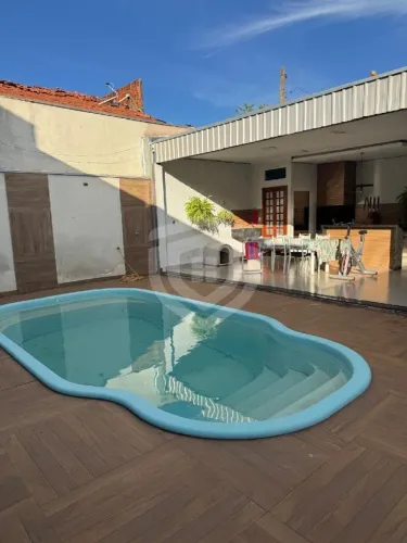 Casa à venda com 3 quartos na Vila São Paulo em Bauru