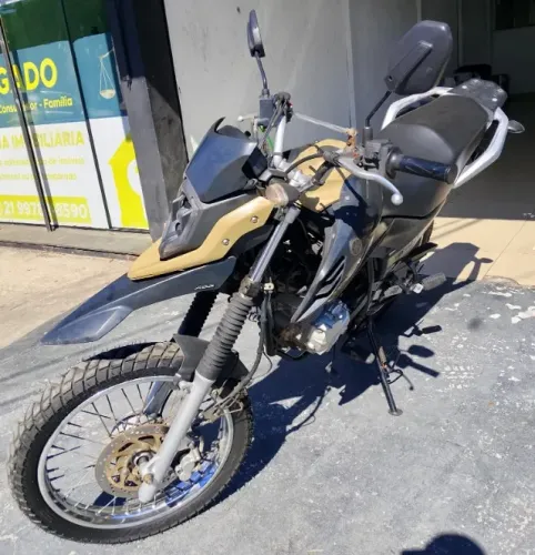 Crosser Z Abs 150c 2023 > Entrada de R$ 3.500 + Parcelas Fixas de R$ 598,00 no Plano CDC.