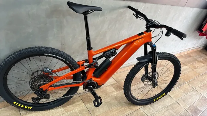Ebike Specialized Turbo Levo 4 Comp - tamanho S3/M