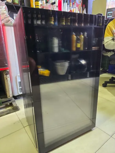 Cervejeira midea 96l 