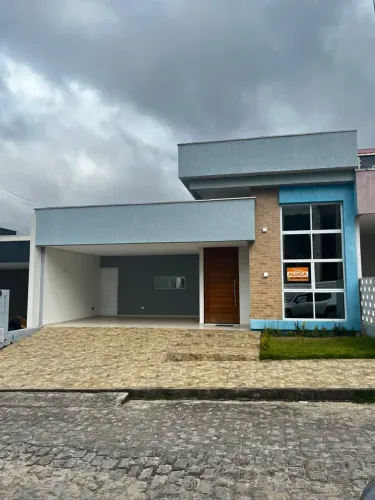 Imóvel para aluguel possui 150 metros quadrados com 3 quartos em Planalto - Arapiraca - AL