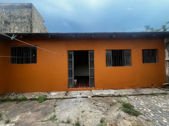 Apartamento edícula (NÃO PAGA ENERGIA NEM ÁGUA)