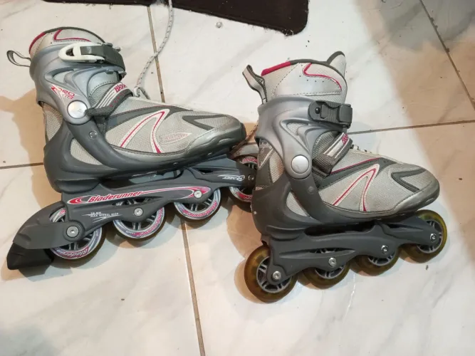 Patins Inline Bladerunner Pro 78 Feminino (Rollerblade) - Tam :38 aproximadamente 