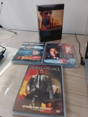 Caixa DVD - Coleção Denzel Washington - Nova York Sitiada; Coragem Sob Fogo; Chamas da V.