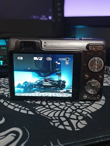 Sony Cyber-Shot DSC-W300 13.6MP