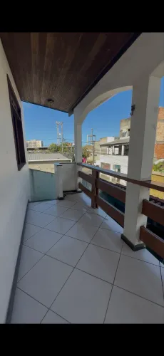 ? ALUGA-SE CASA AMPLA - HERNANI SÁ | ILHÉUS